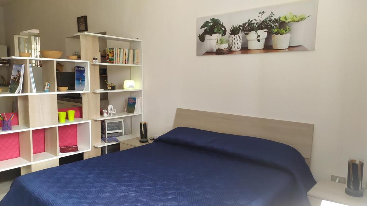Casa Vacanze Lo Specchio Apartment Iglesias Luaran gambar
